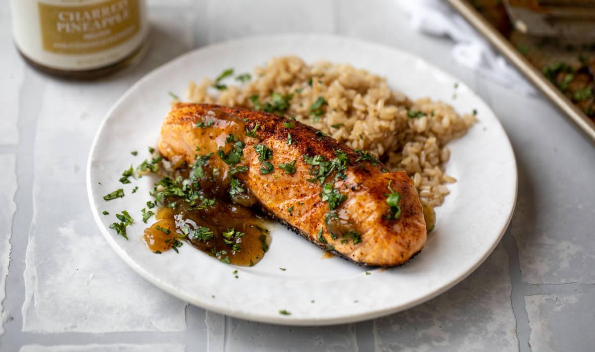 grilled salmon with pineapple relish