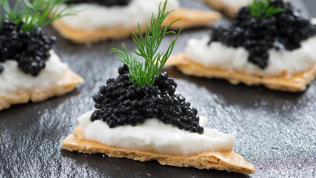 caviar crackers