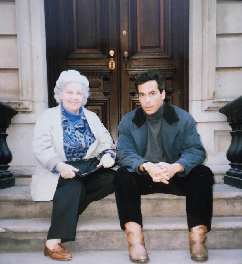 geoffrey zakarian with mother