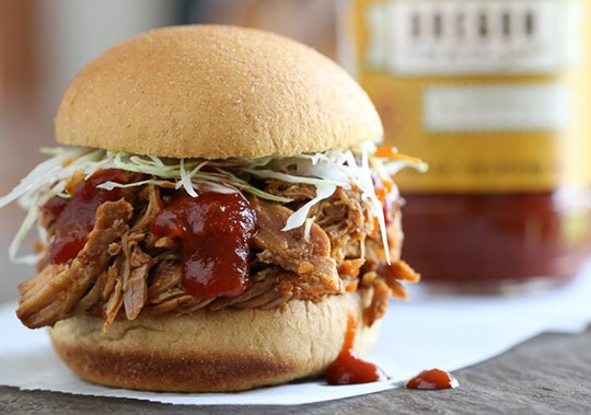 Slow Cooker Pulled Pork Sliders