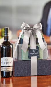 customer appreciation image    wine gift