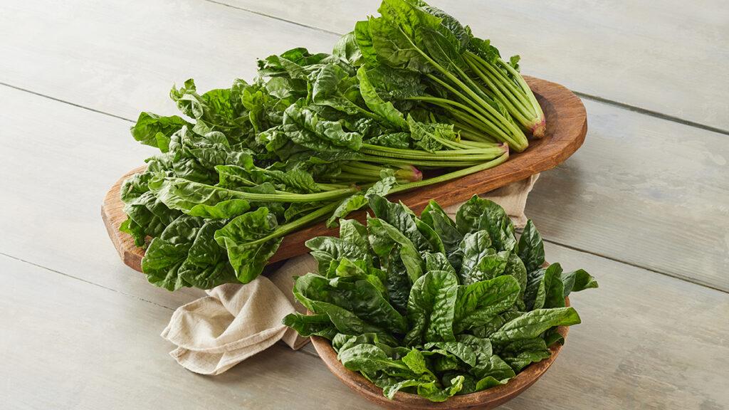 Chef's Garden spinach in two bowls.